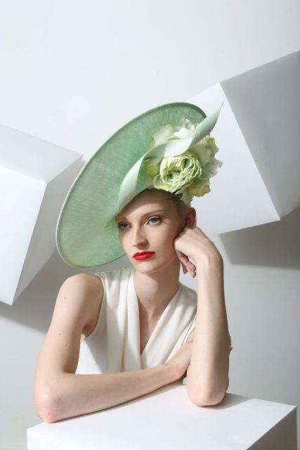 Chapeus, Galas, Cerimonias, Casamentos e Eventos Portugues.