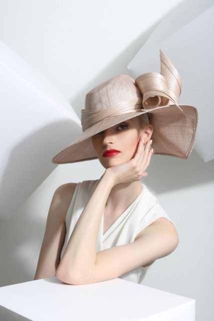 Chapeus, Galas, Cerimonias, Casamentos e Eventos Portugues.