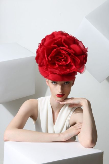 Chapeus, Galas, Cerimonias, Casamentos e Eventos Portugues.