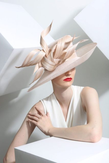 Chapeus, Galas, Cerimonias, Casamentos e Eventos Portugues.