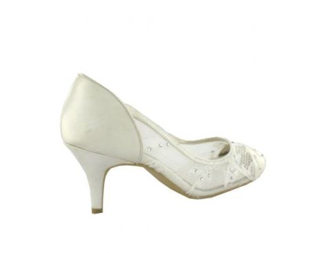 soraya-blanco-068800404hd-568327d6c6df80-46182759_fill_620_474