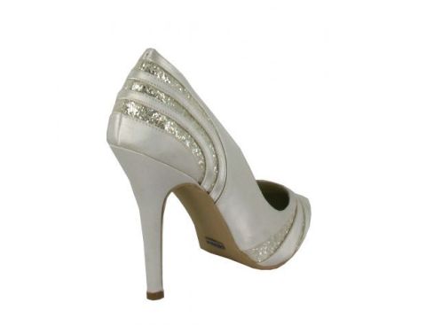 tatiana-blanco-061210404hd-54d2bb44088978-10142372_fill_620_474