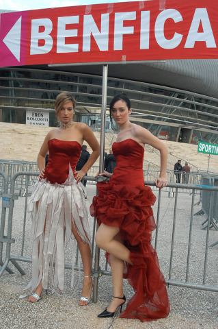 Vestidos  de festa para cerimonias, galas e casamentos eventos Portugueses